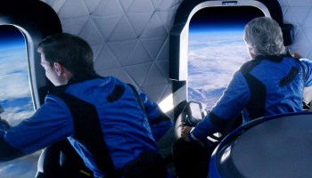 Blue Origin spacefliers in suborbital New Shepard capsule